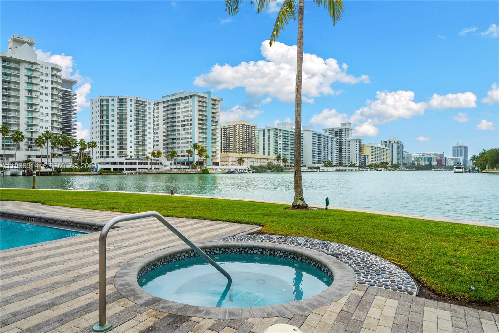 SPEAR AT AQUA CONDO - Residential