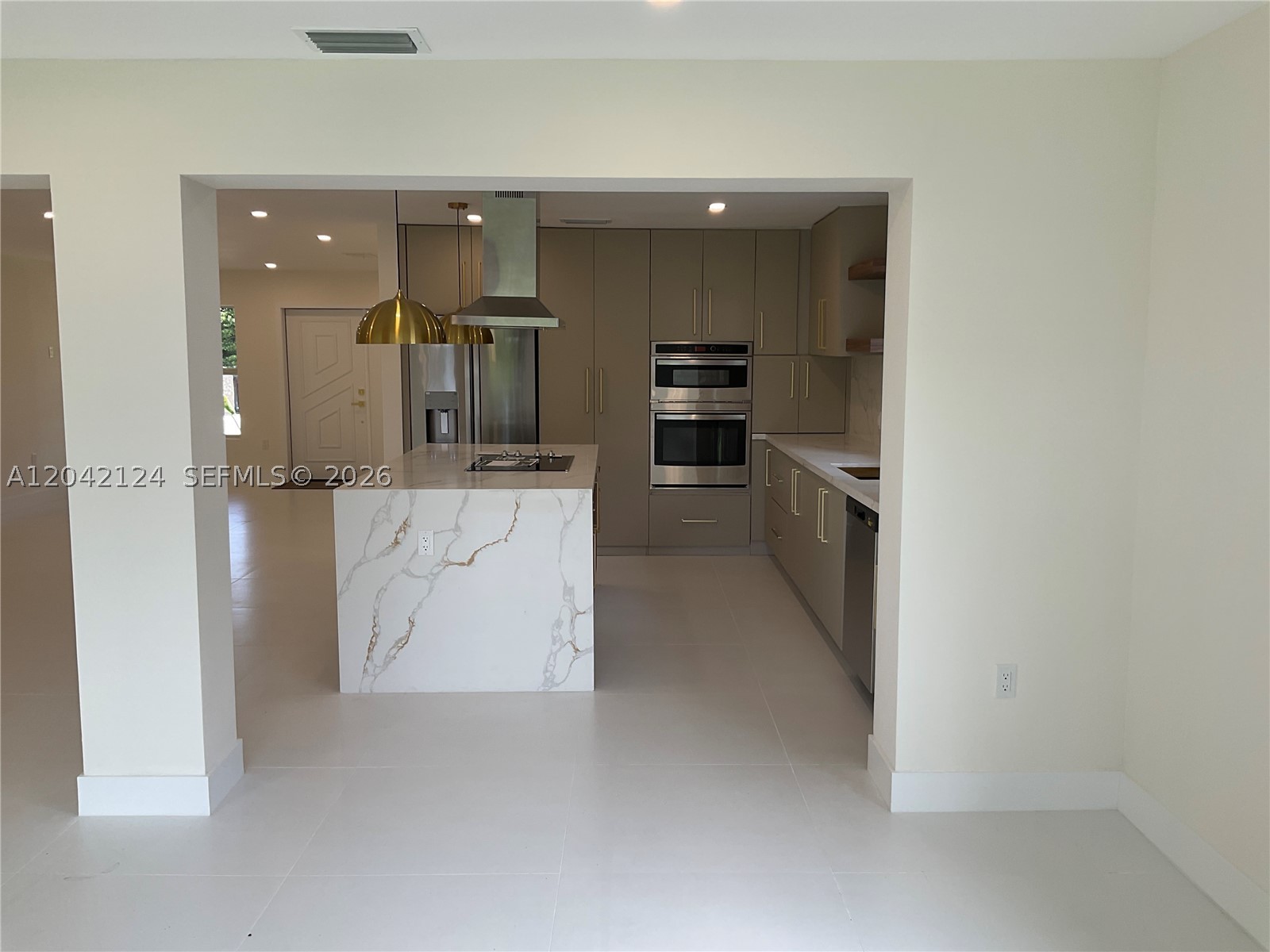 GLENROYAL SUB - Residential