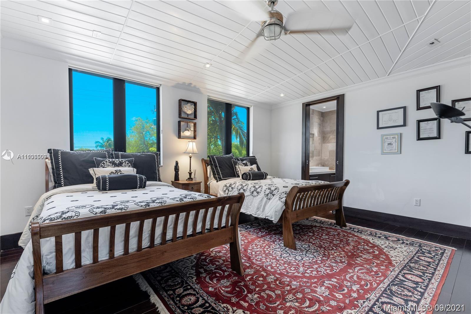 CORAL GABLES RIVIERA SEC - Residential