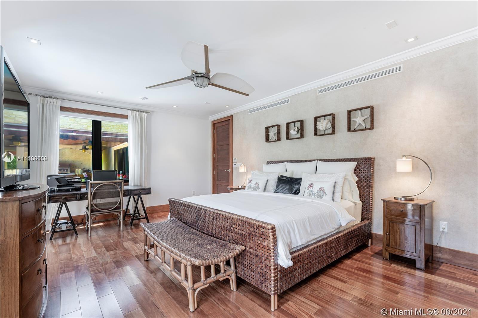 CORAL GABLES RIVIERA SEC - Residential
