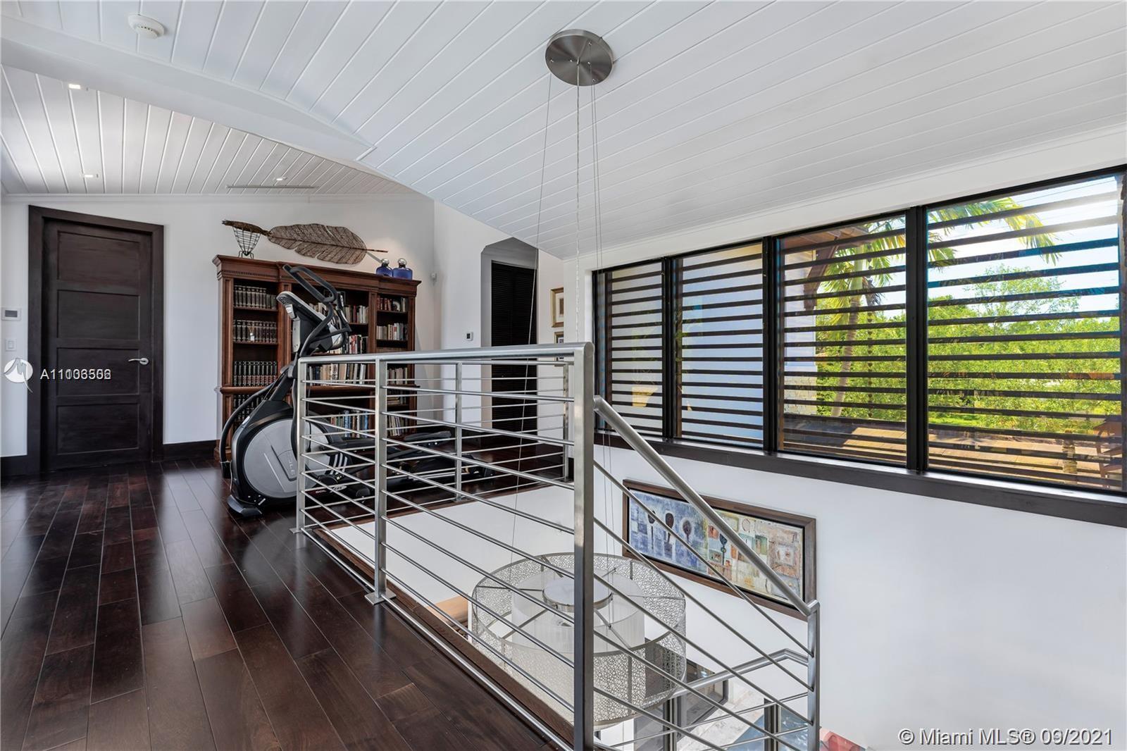 CORAL GABLES RIVIERA SEC - Residential