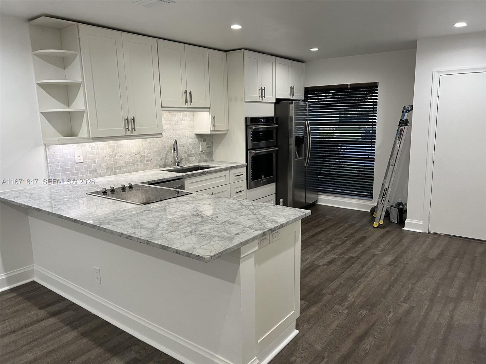 BOCA LAKES CONDO - Residential