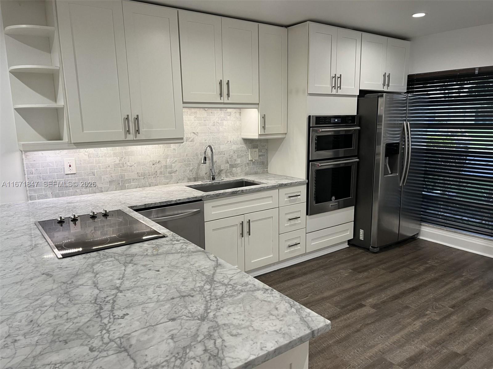 BOCA LAKES CONDO - Residential