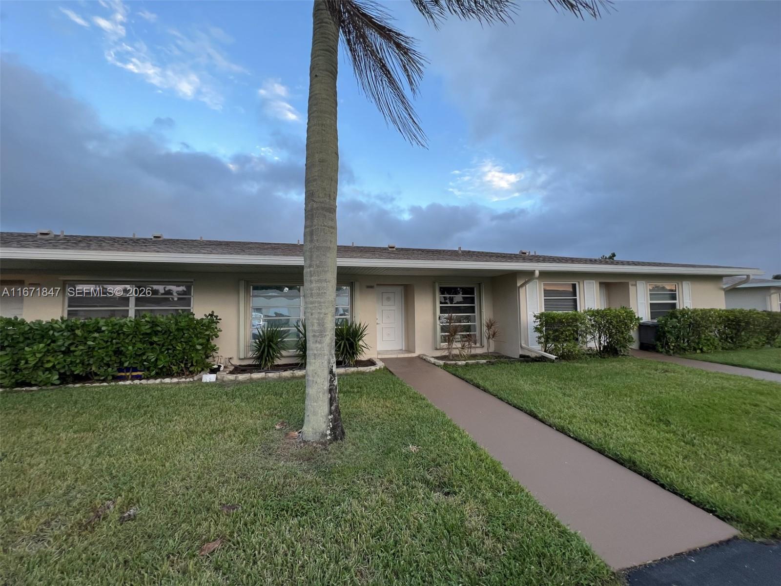 BOCA LAKES CONDO - Residential