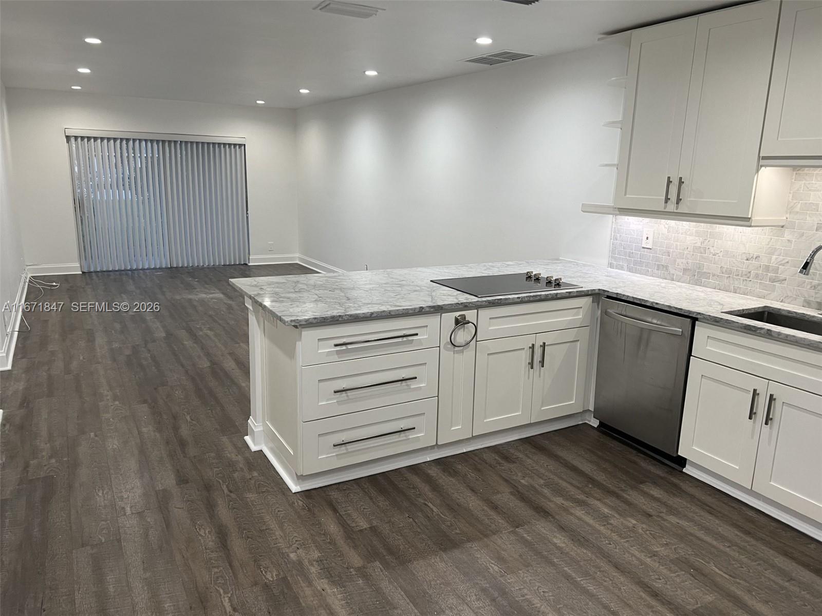 BOCA LAKES CONDO - Residential