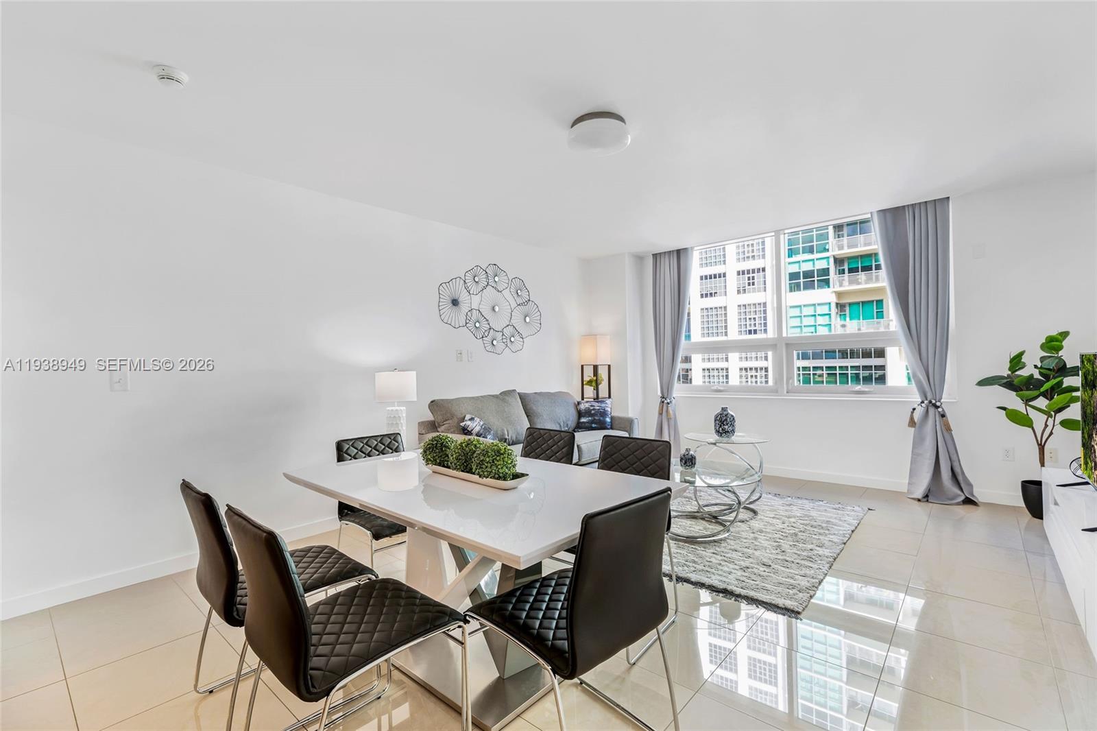 MIDBLOCK MIAMI CONDO - Residential
