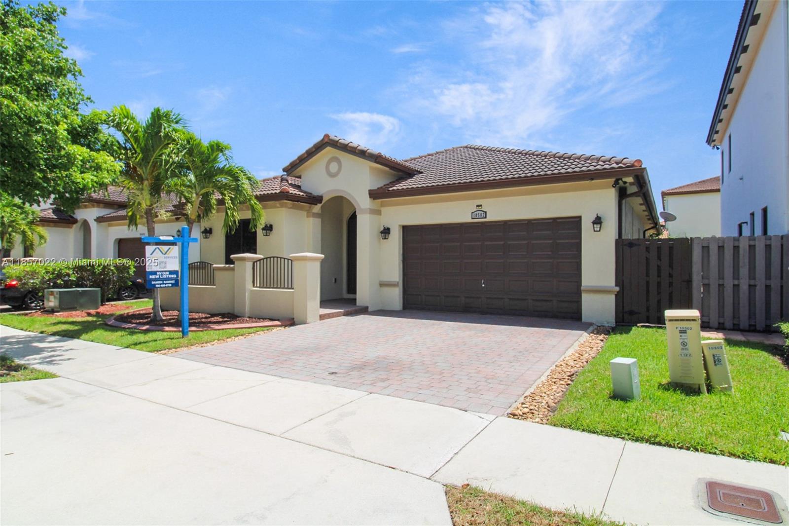 ENCLAVE AT BLACK POINT MAR - Residential