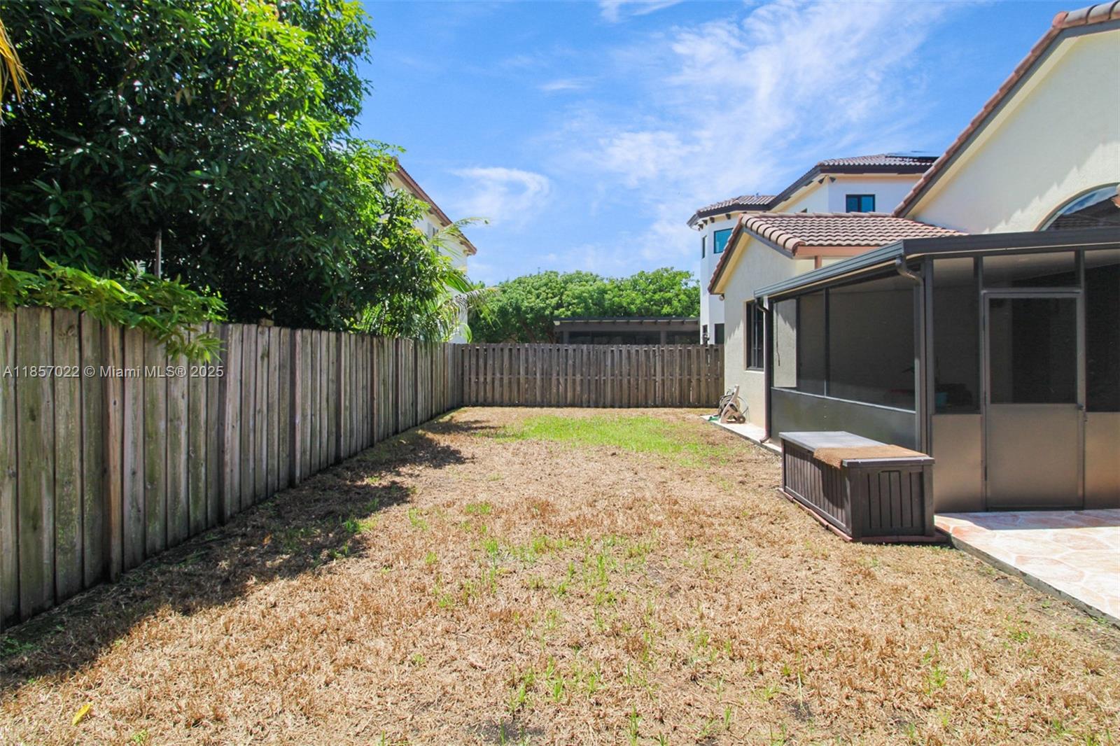 ENCLAVE AT BLACK POINT MAR - Residential