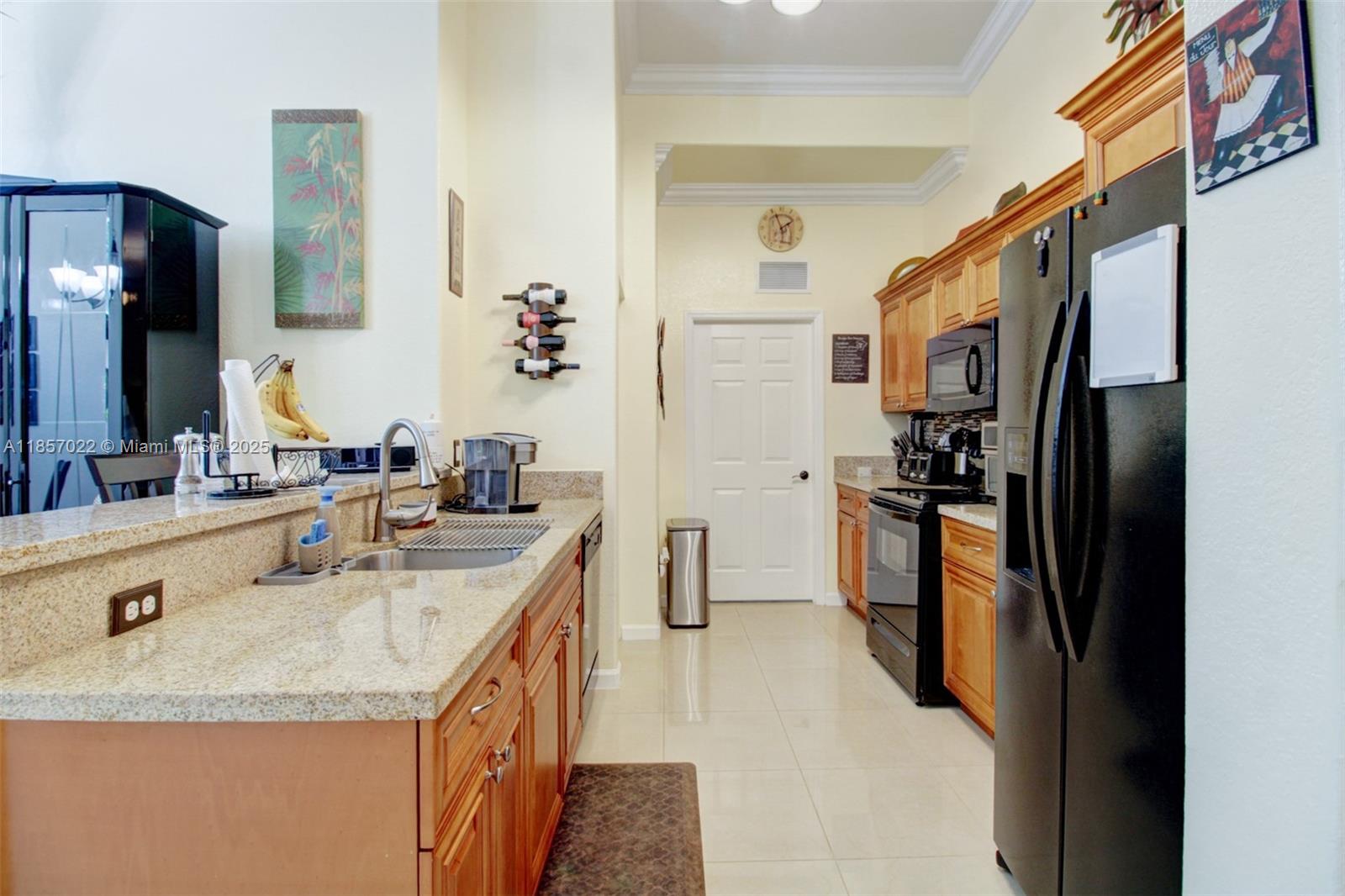 ENCLAVE AT BLACK POINT MAR - Residential