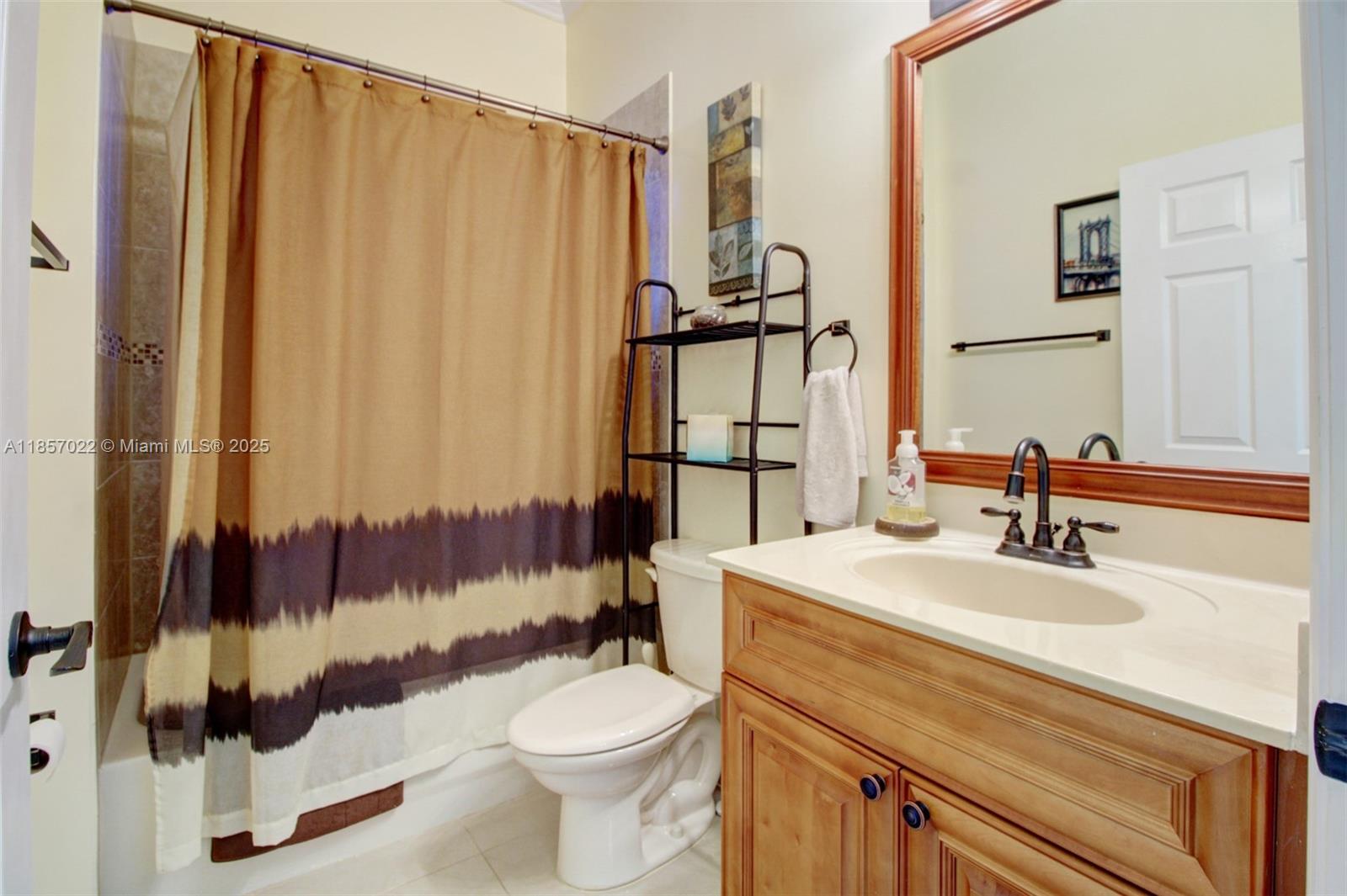 ENCLAVE AT BLACK POINT MAR - Residential