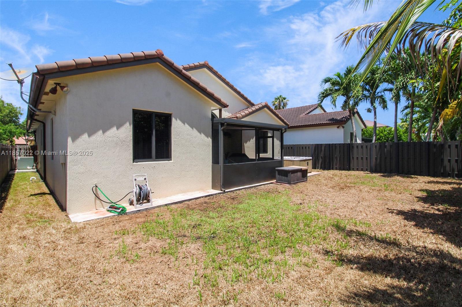 ENCLAVE AT BLACK POINT MAR - Residential