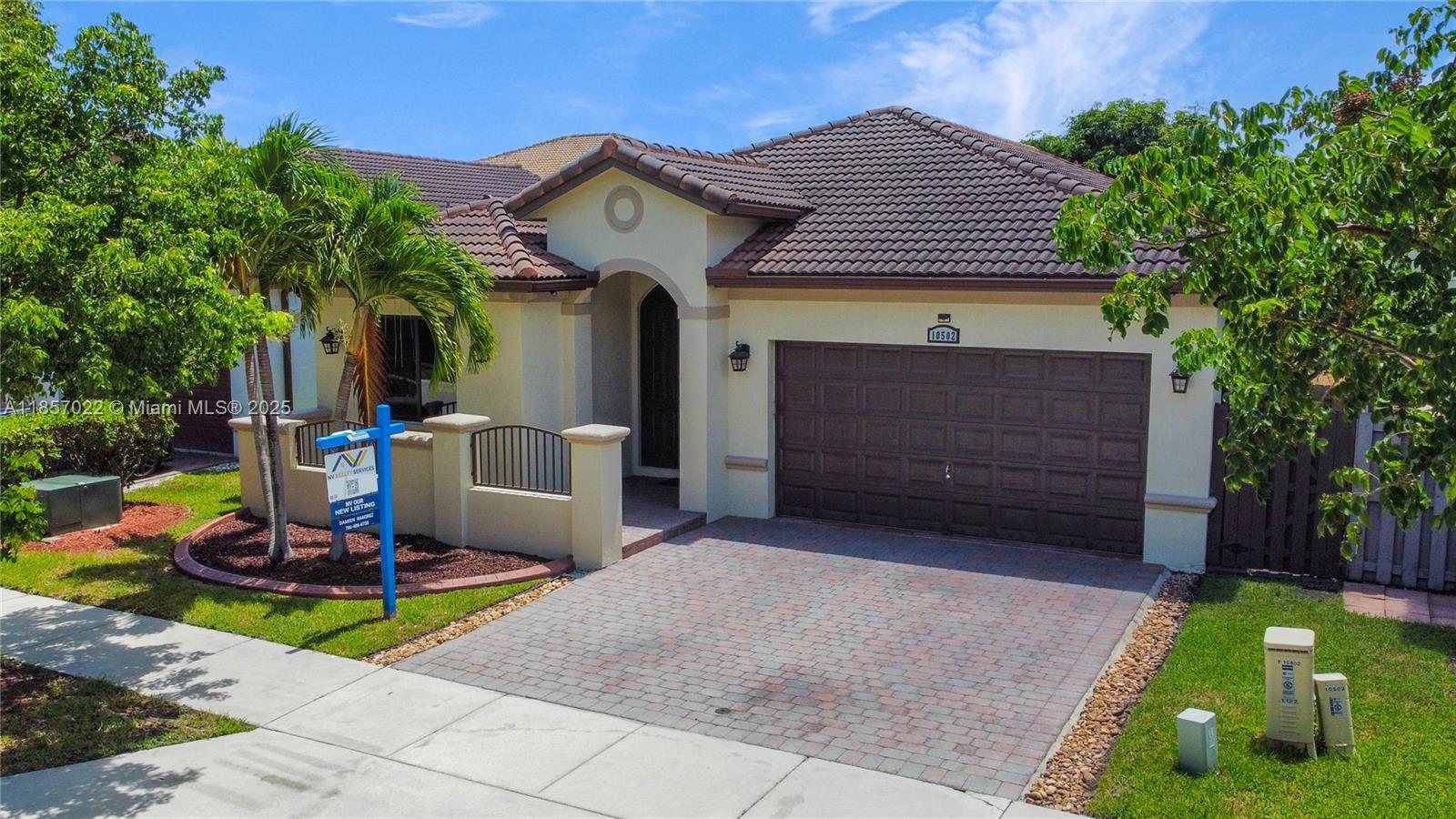 ENCLAVE AT BLACK POINT MAR - Residential