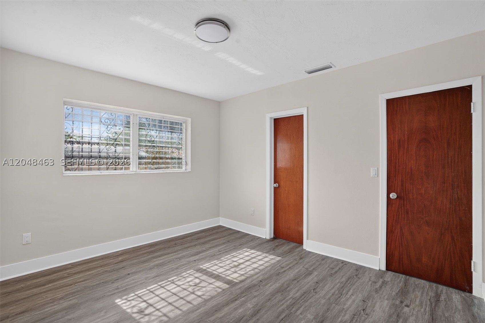 GLENROYAL-AMD - Residential