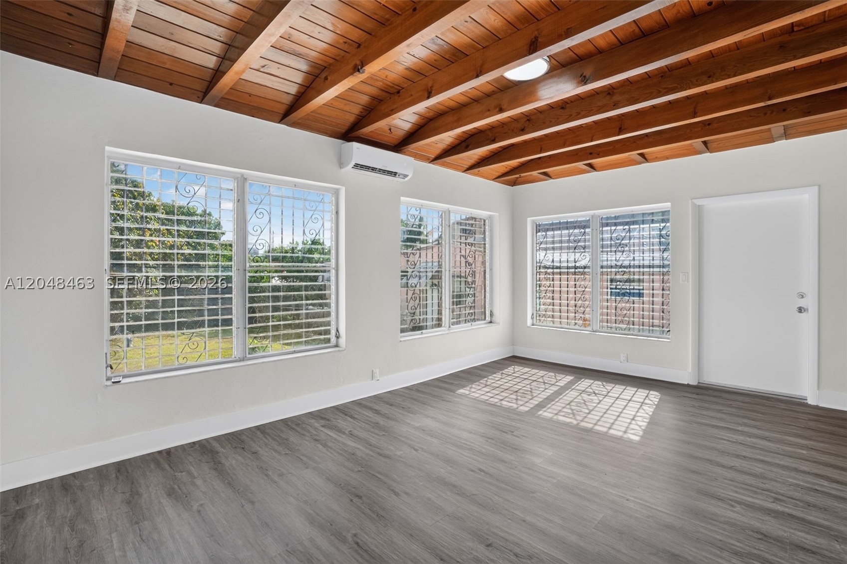 GLENROYAL-AMD - Residential