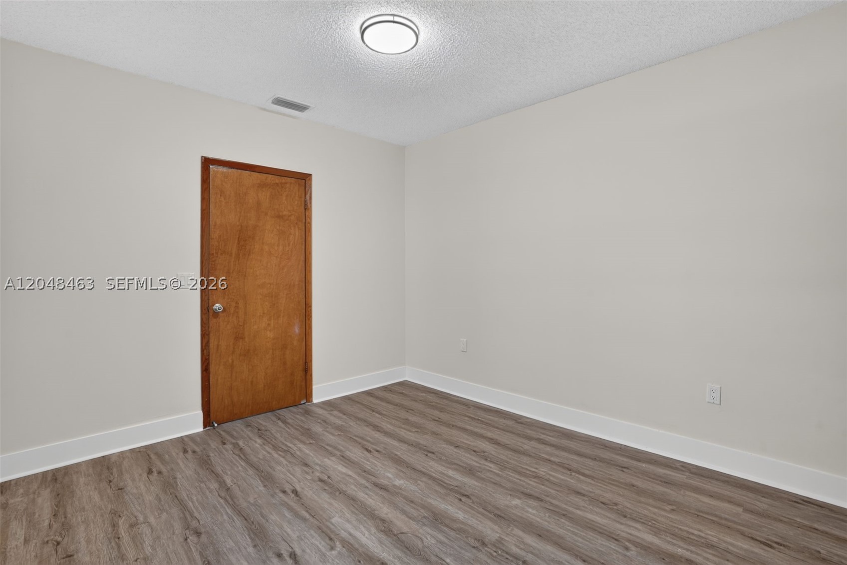 GLENROYAL-AMD - Residential
