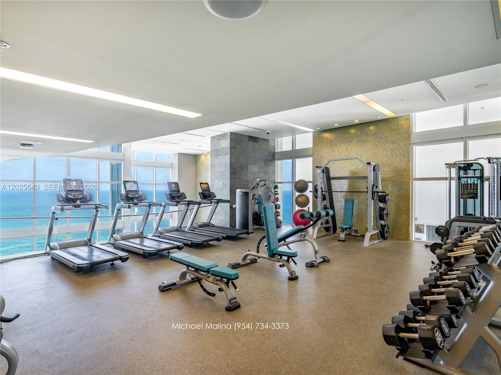 TRUMP ROYALE CONDO - Residential Lease