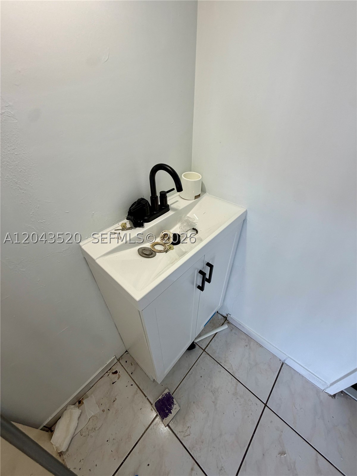BUCKLEY TOWERS CONDO - EA - Residential