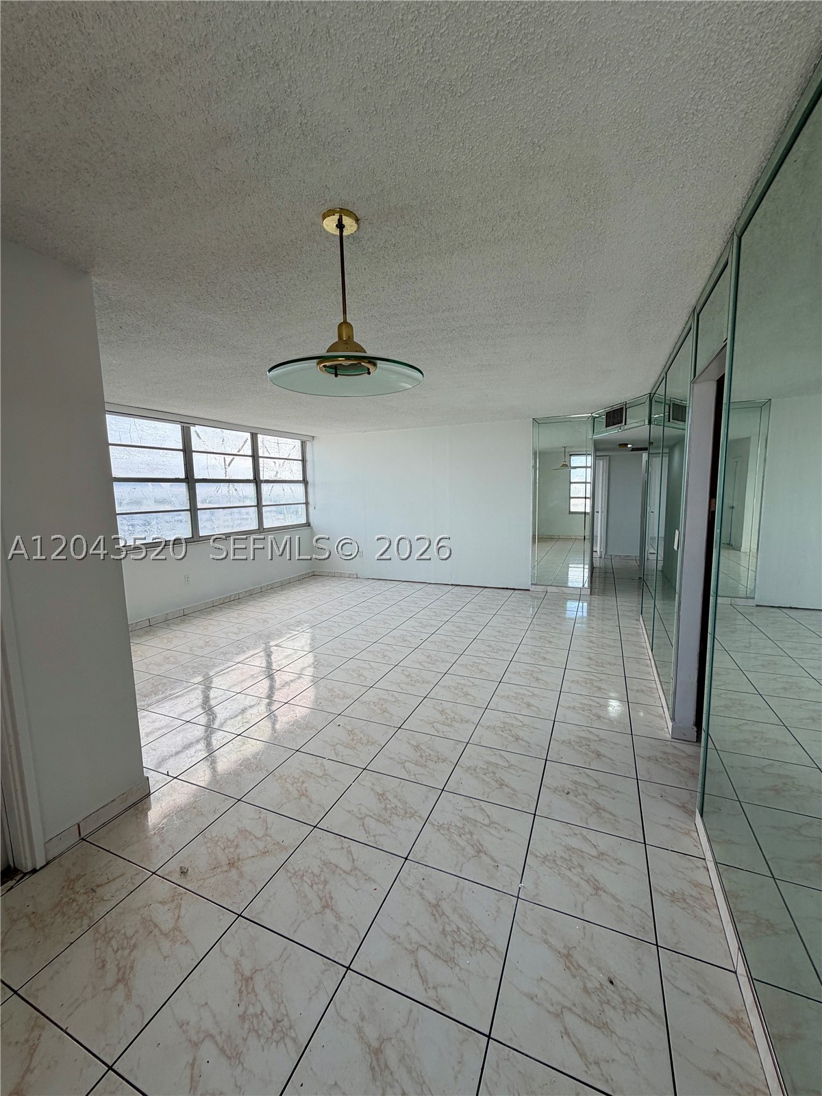 BUCKLEY TOWERS CONDO - EA - Residential