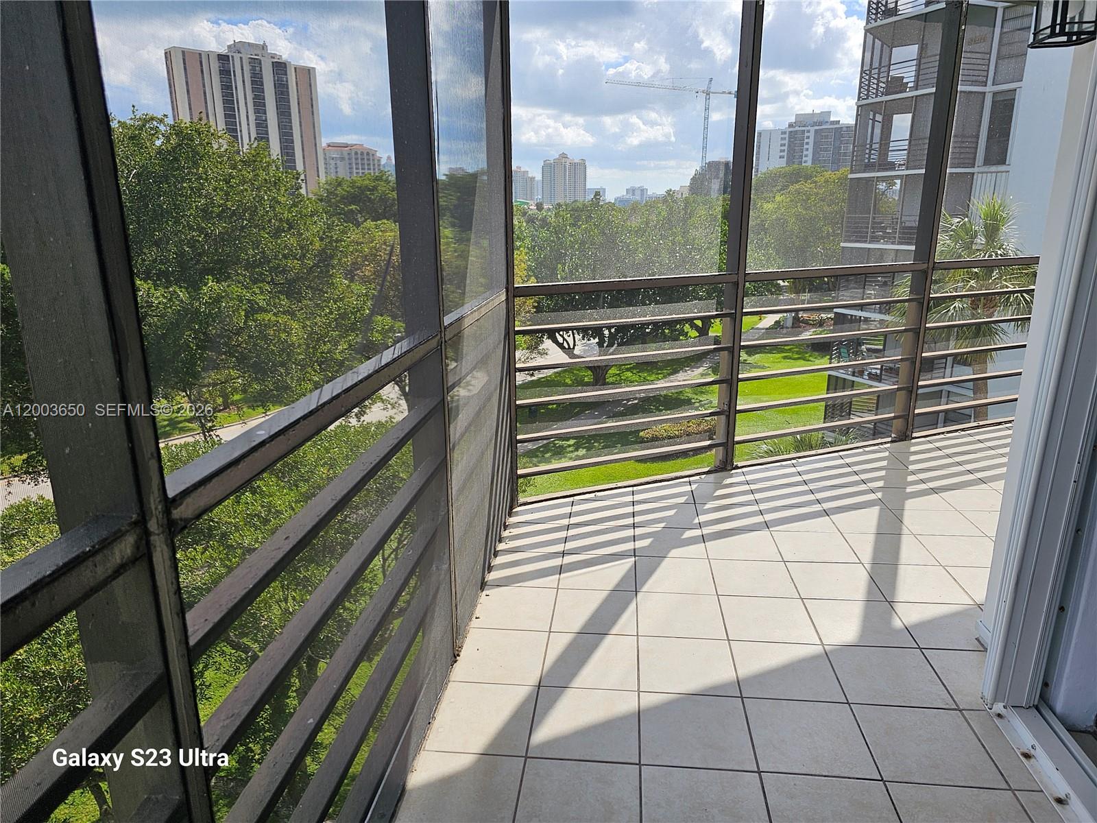 BISCAYA IV CONDO - Residential