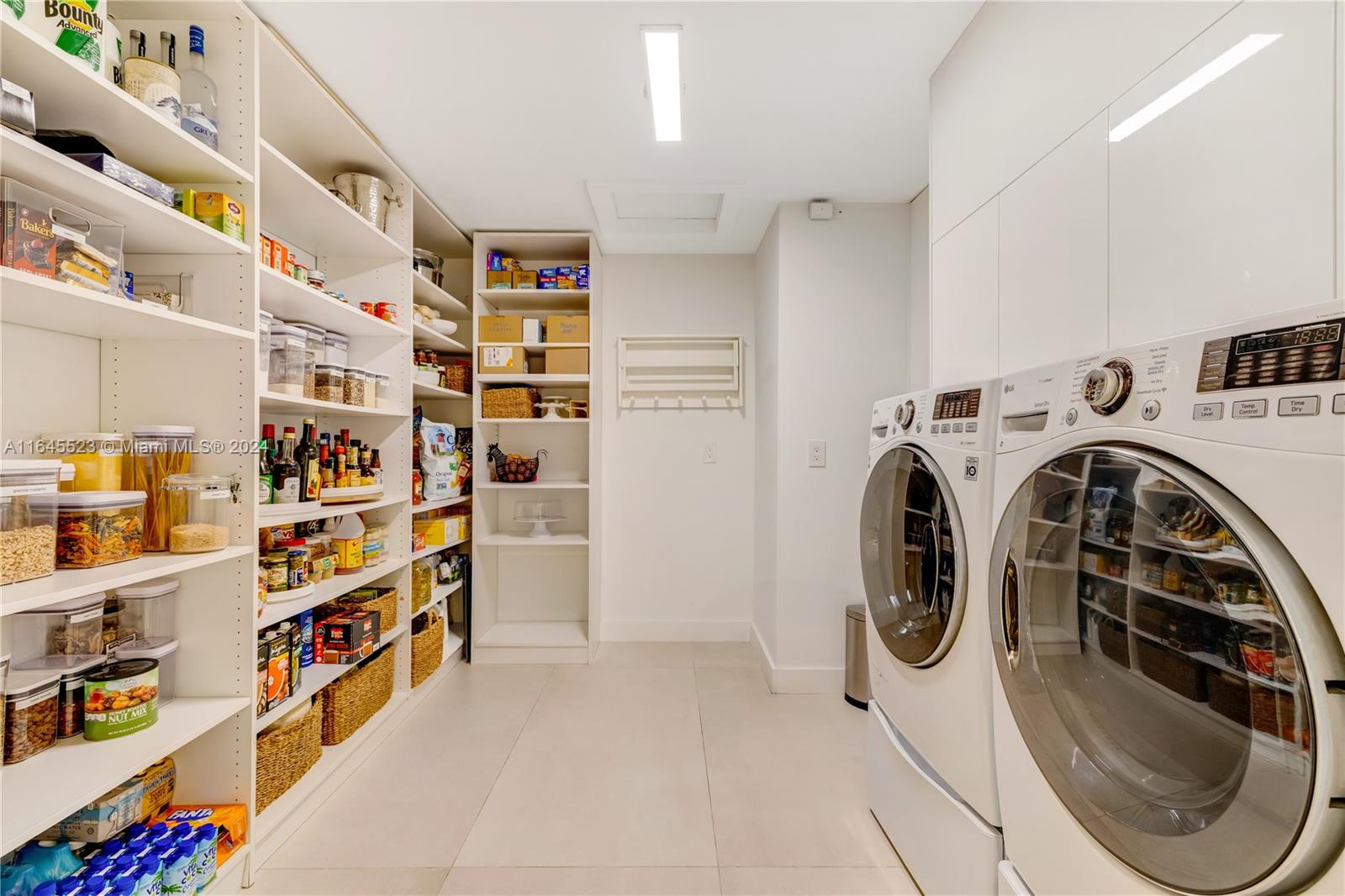 COCOPLUM SEC 1 - Residential