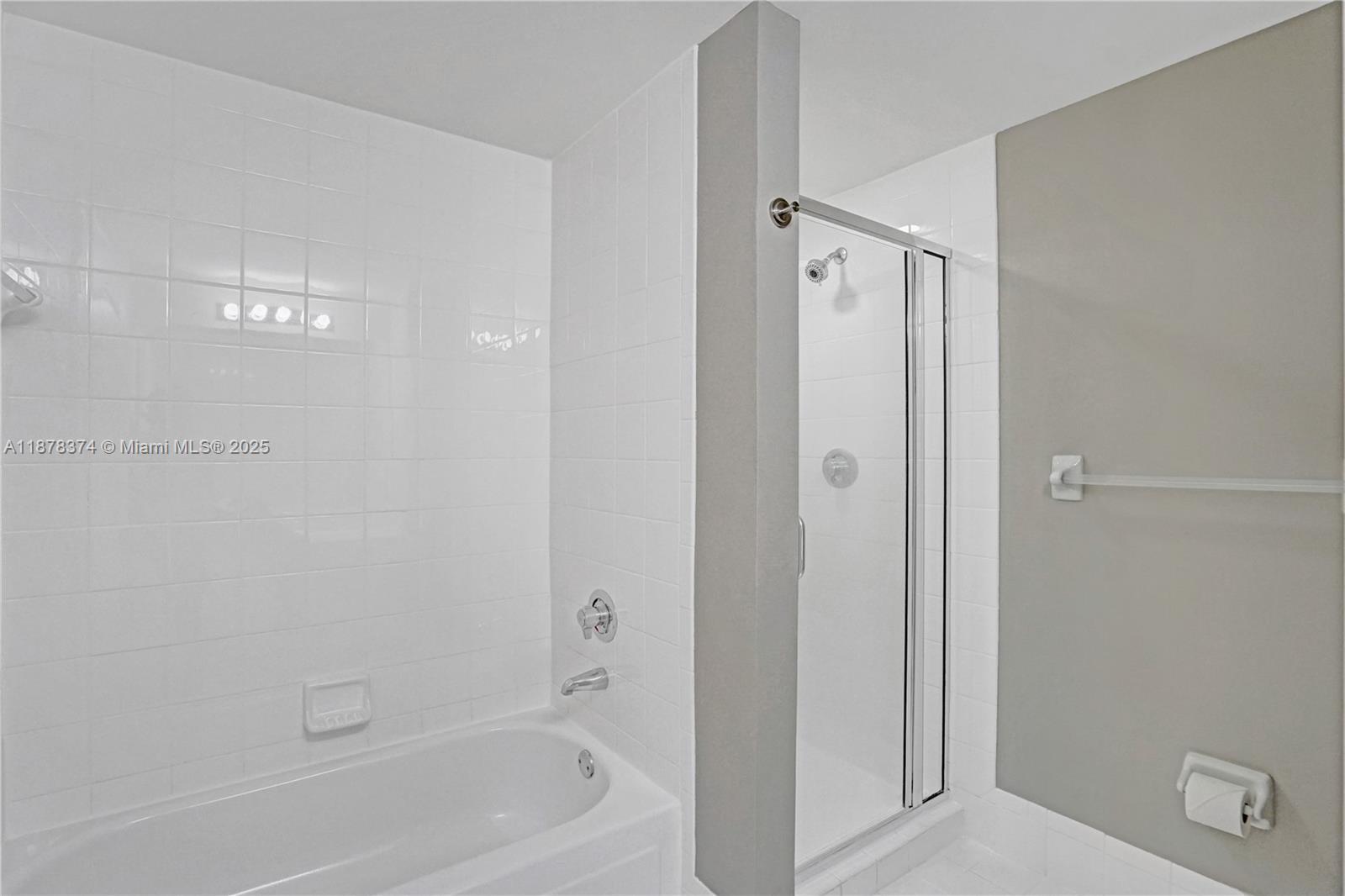 GABLES VIEW CONDO - Residential Lease