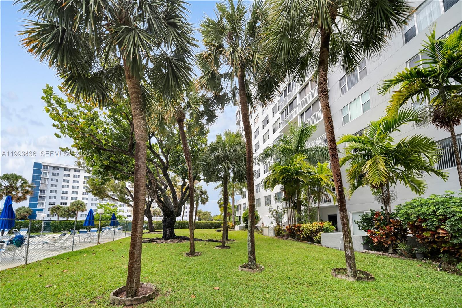 HILLCREST EAST NO 25 COND - Residential