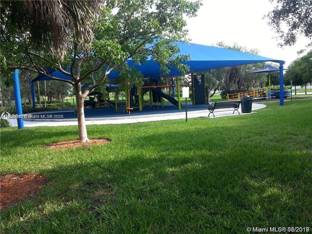 SAPPHIRE SHORES-SAPPHIRE - Residential Lease