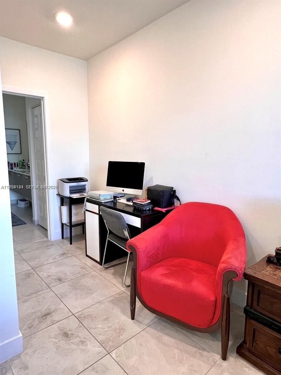 LANDMARK AT DORAL CONDO N - Residential