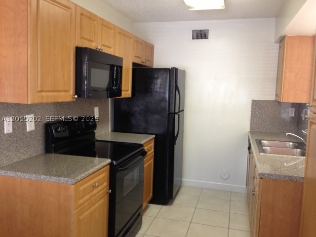 THE GREENS AT DORAL CONDO - Residential Lease