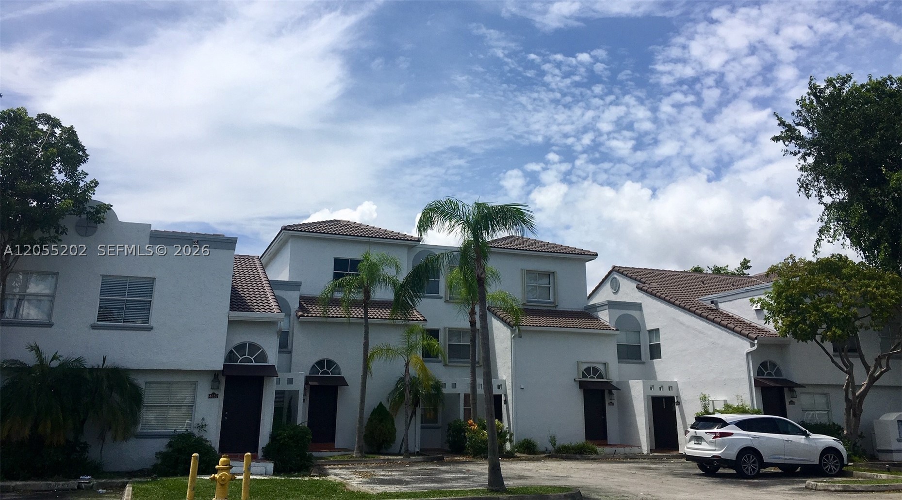 THE GREENS AT DORAL CONDO - Residential Lease