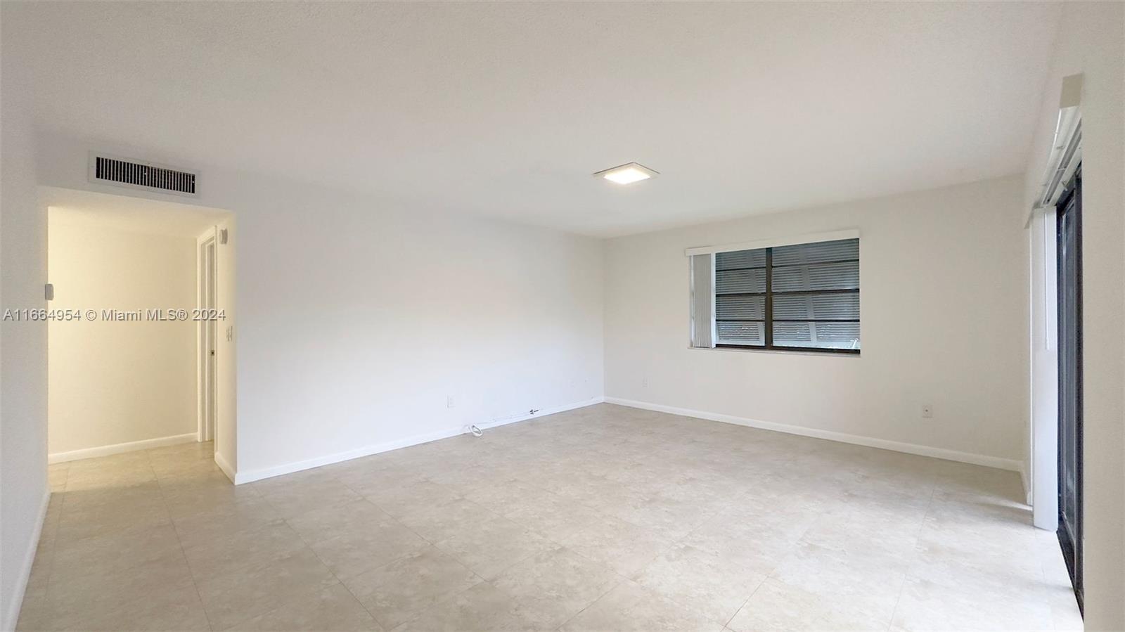KINGS CREEK WEST CONDO BL - Residential Lease