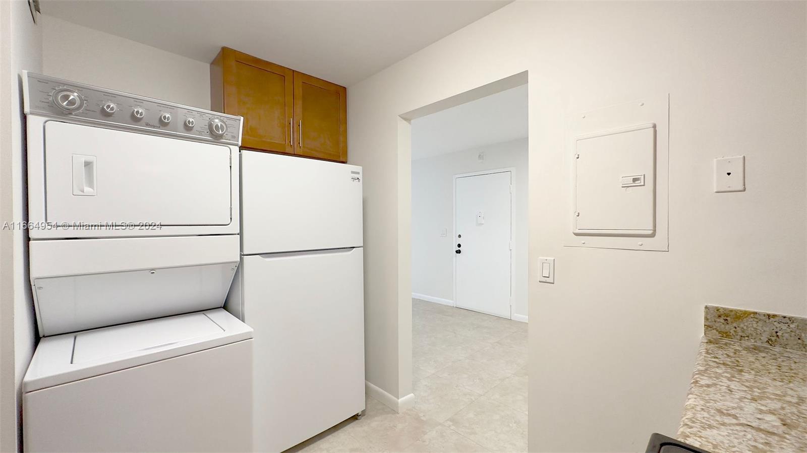 KINGS CREEK WEST CONDO BL - Residential Lease