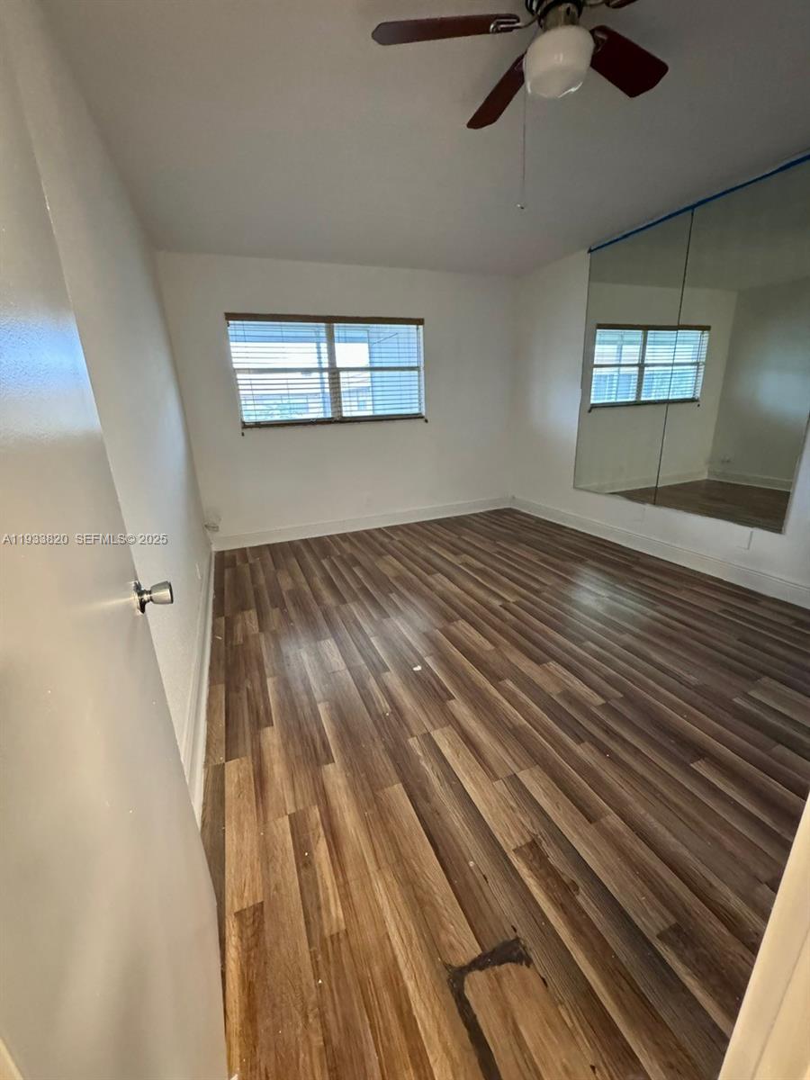 KINGS POINT BRITTANY COND - Residential