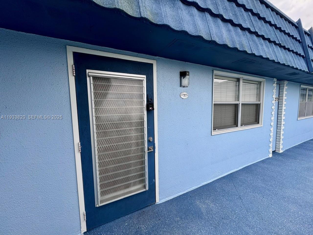 KINGS POINT BRITTANY COND - Residential