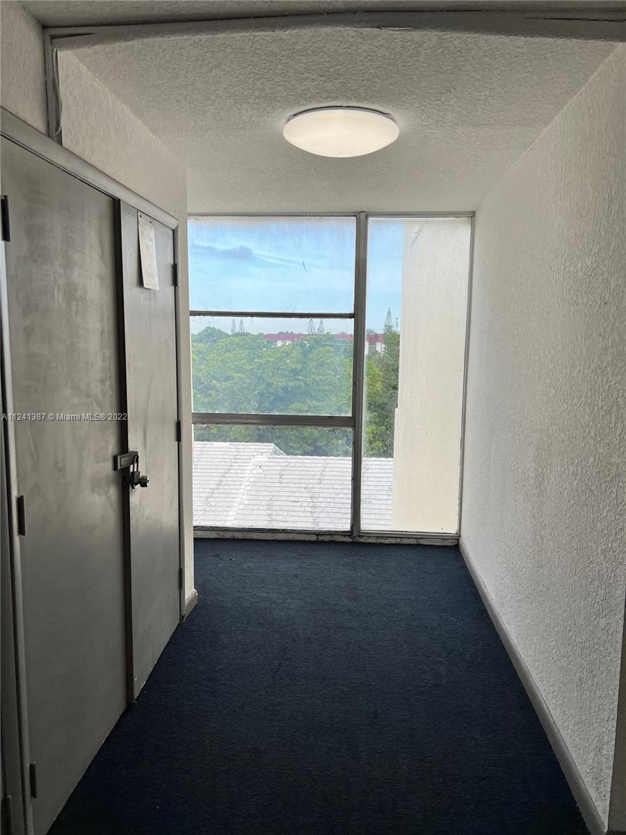 NEWPORT AT LAUDERHILL CON - Residential