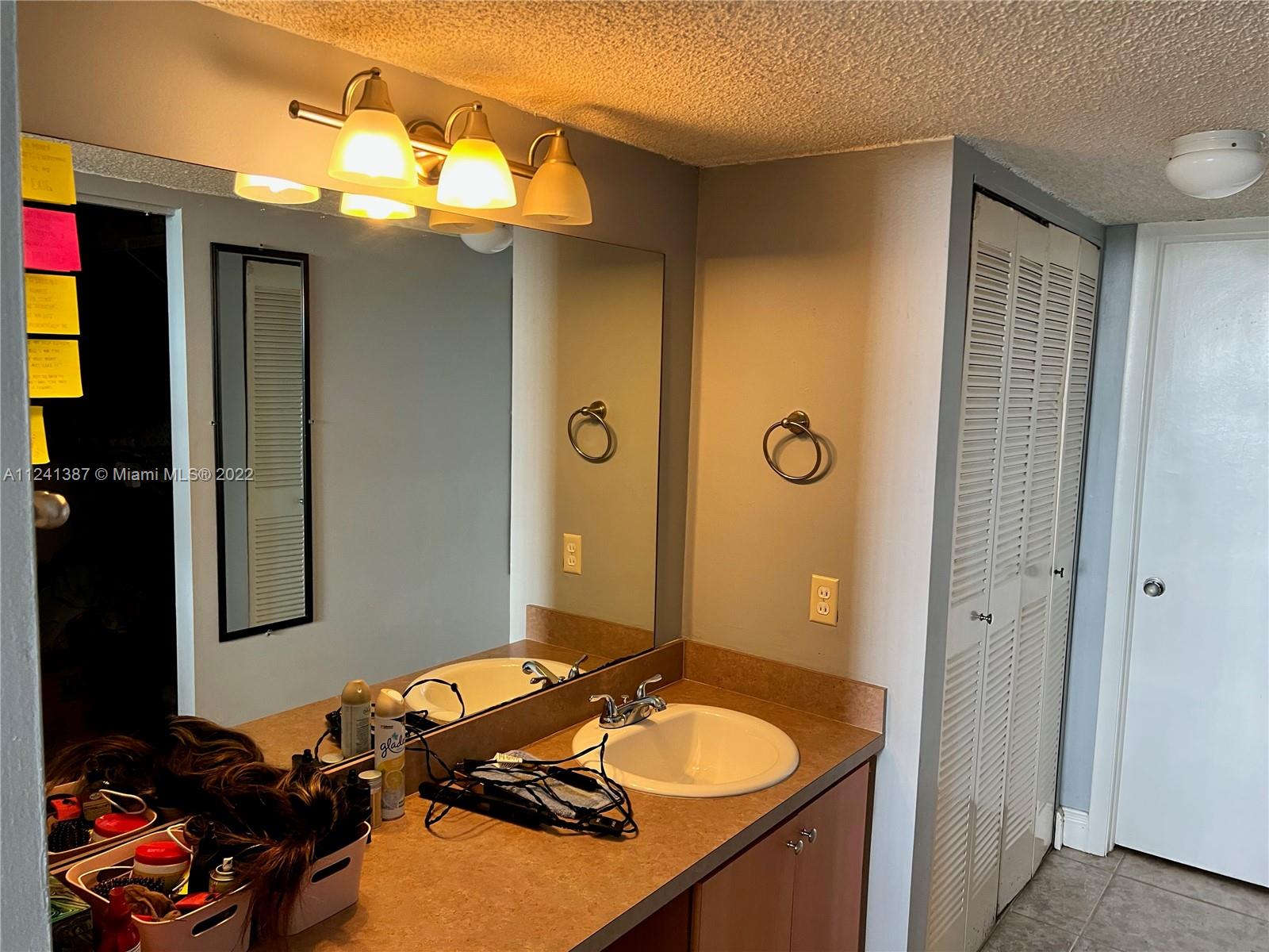 NEWPORT AT LAUDERHILL CON - Residential