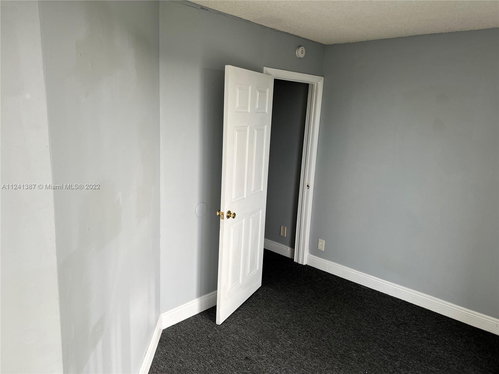 NEWPORT AT LAUDERHILL CON - Residential