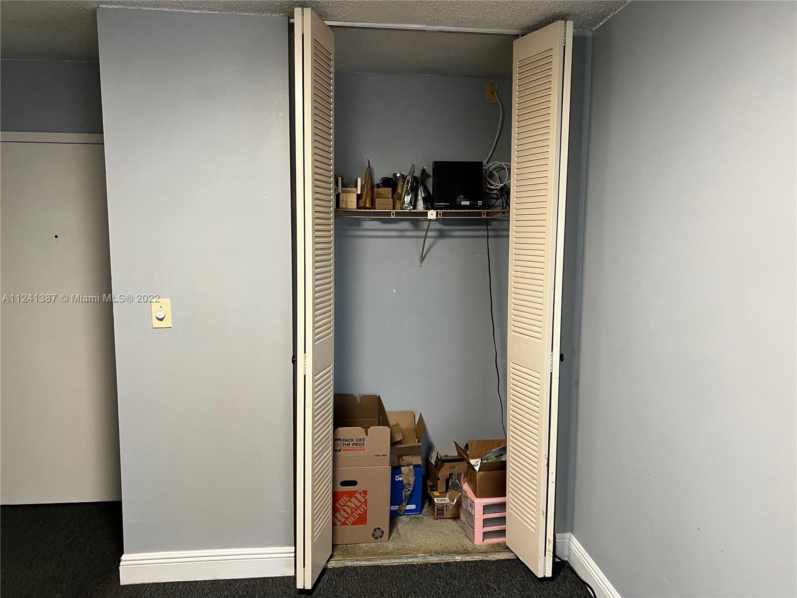 NEWPORT AT LAUDERHILL CON - Residential
