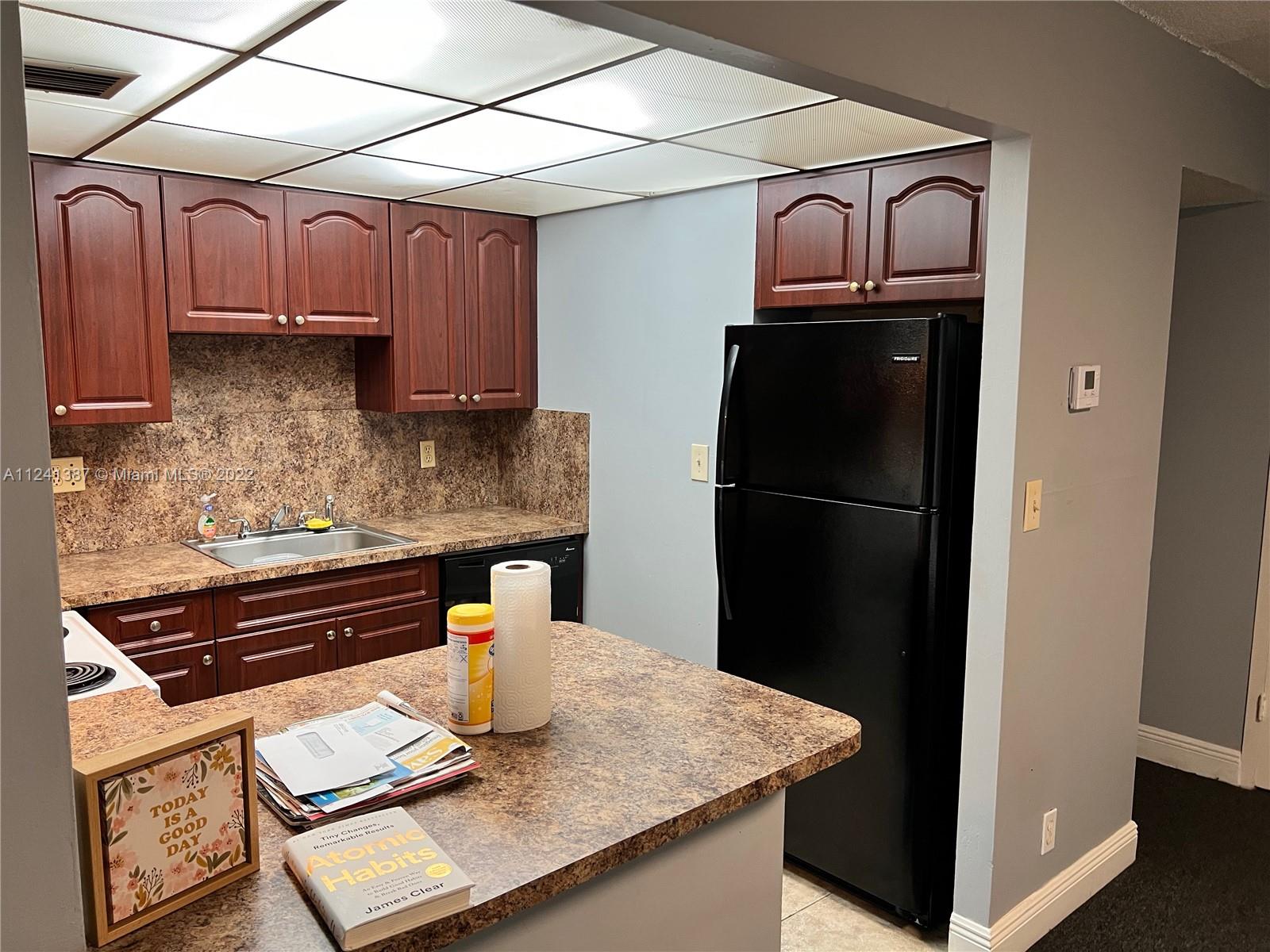 NEWPORT AT LAUDERHILL CON - Residential