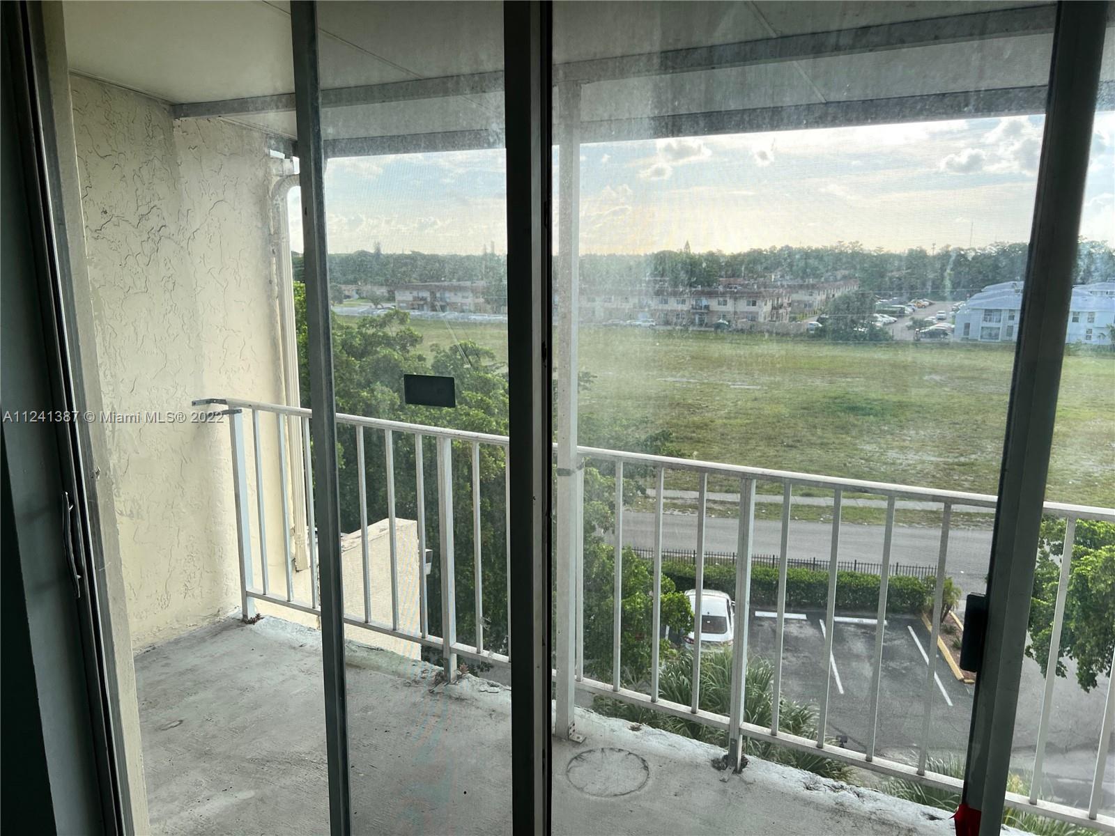 NEWPORT AT LAUDERHILL CON - Residential