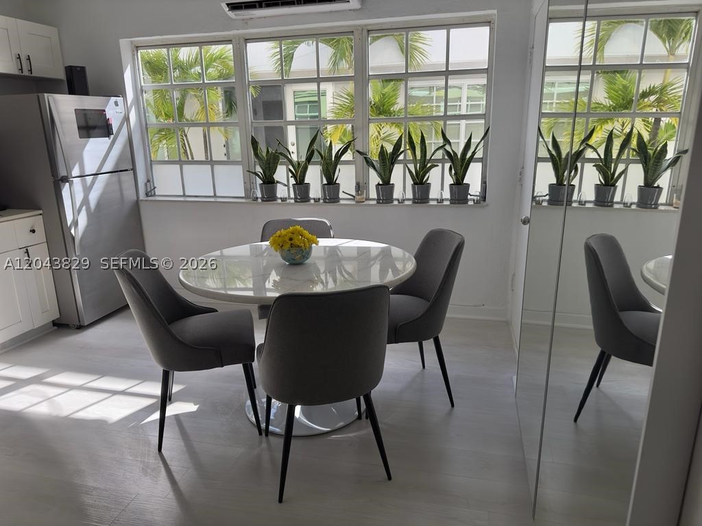 THE LORENA CONDO - Residential