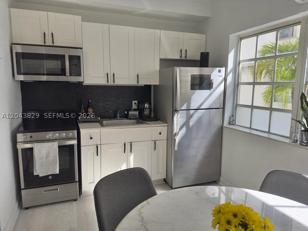 THE LORENA CONDO - Residential