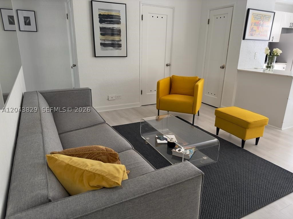 THE LORENA CONDO - Residential
