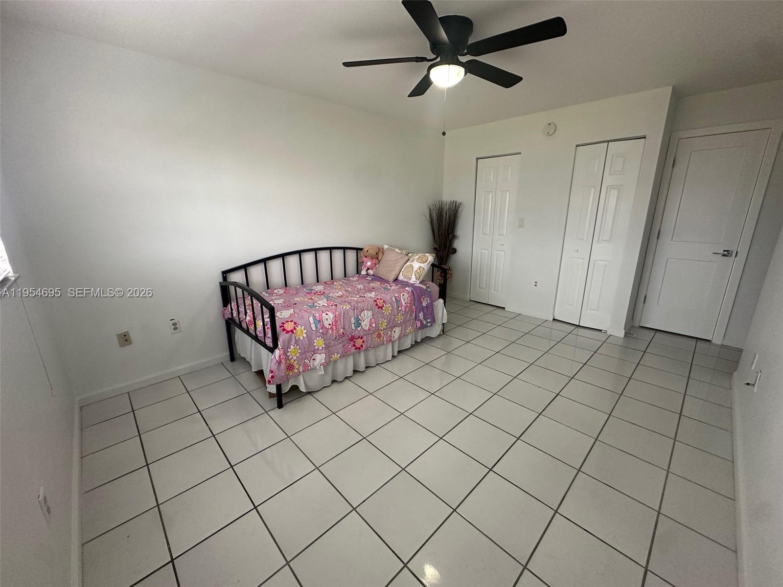TREASURE OF KENDALL CONDO - Residential