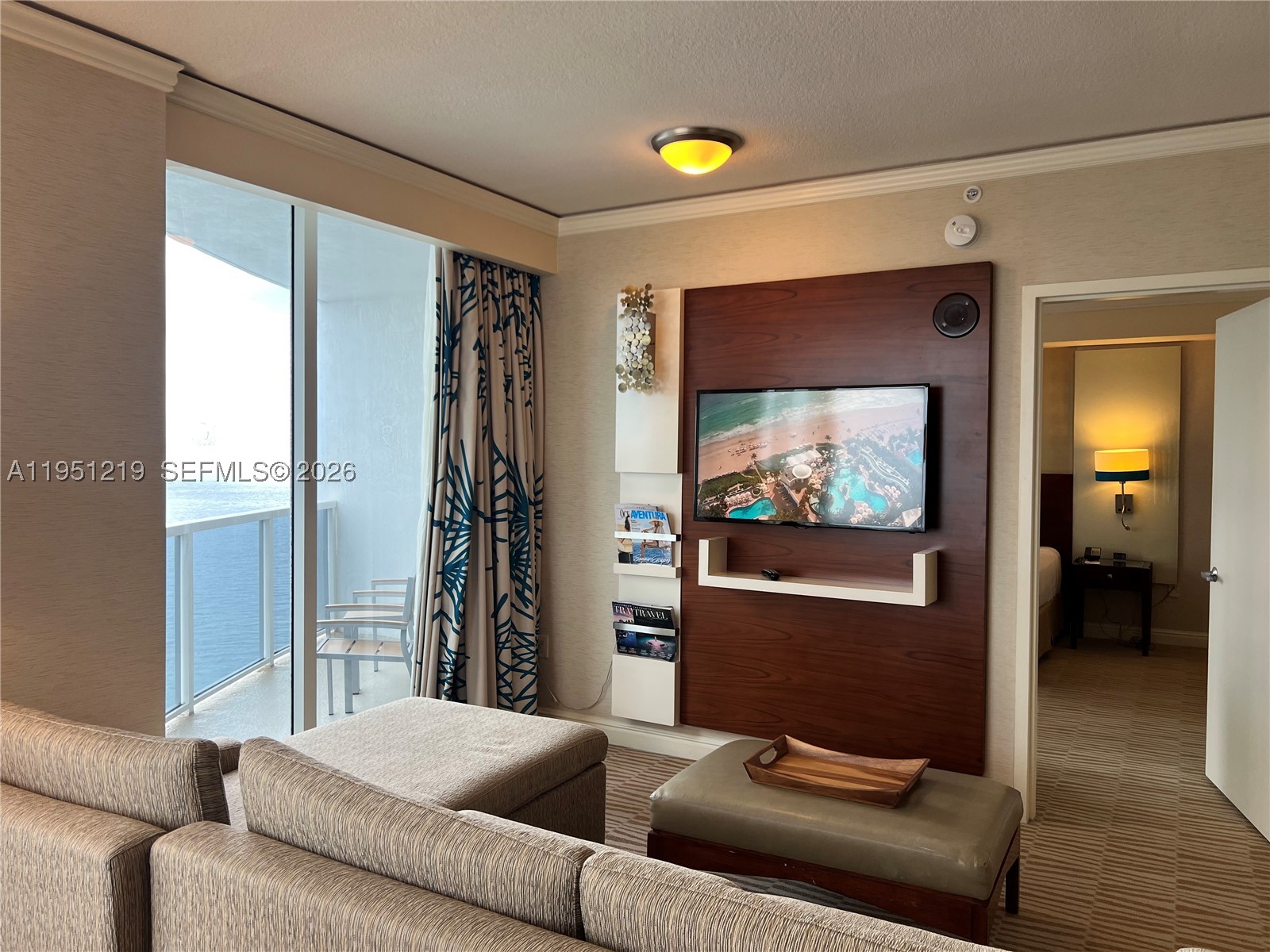 TRUMP INTERNATIONAL - Residential