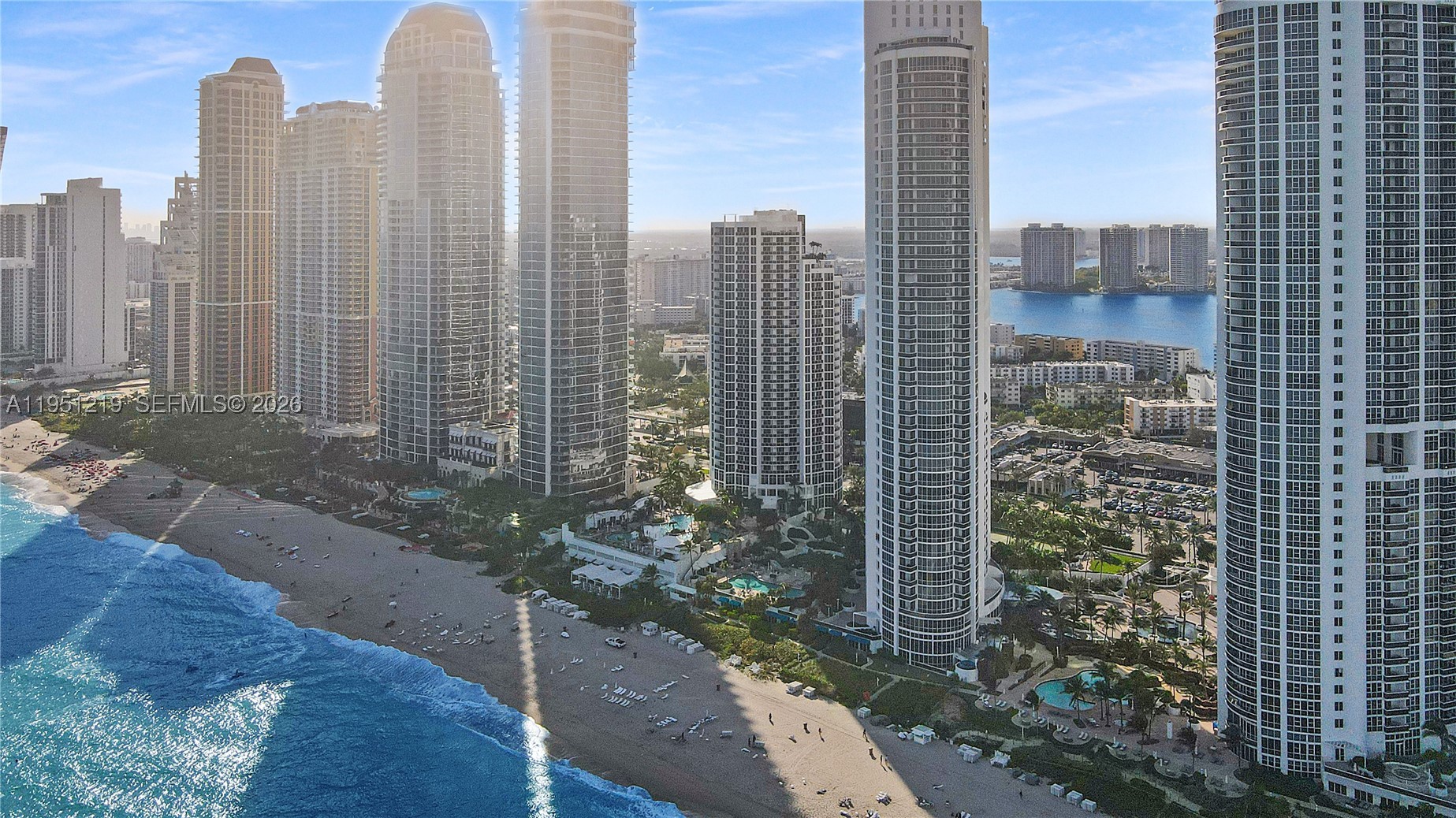 TRUMP INTERNATIONAL - Residential