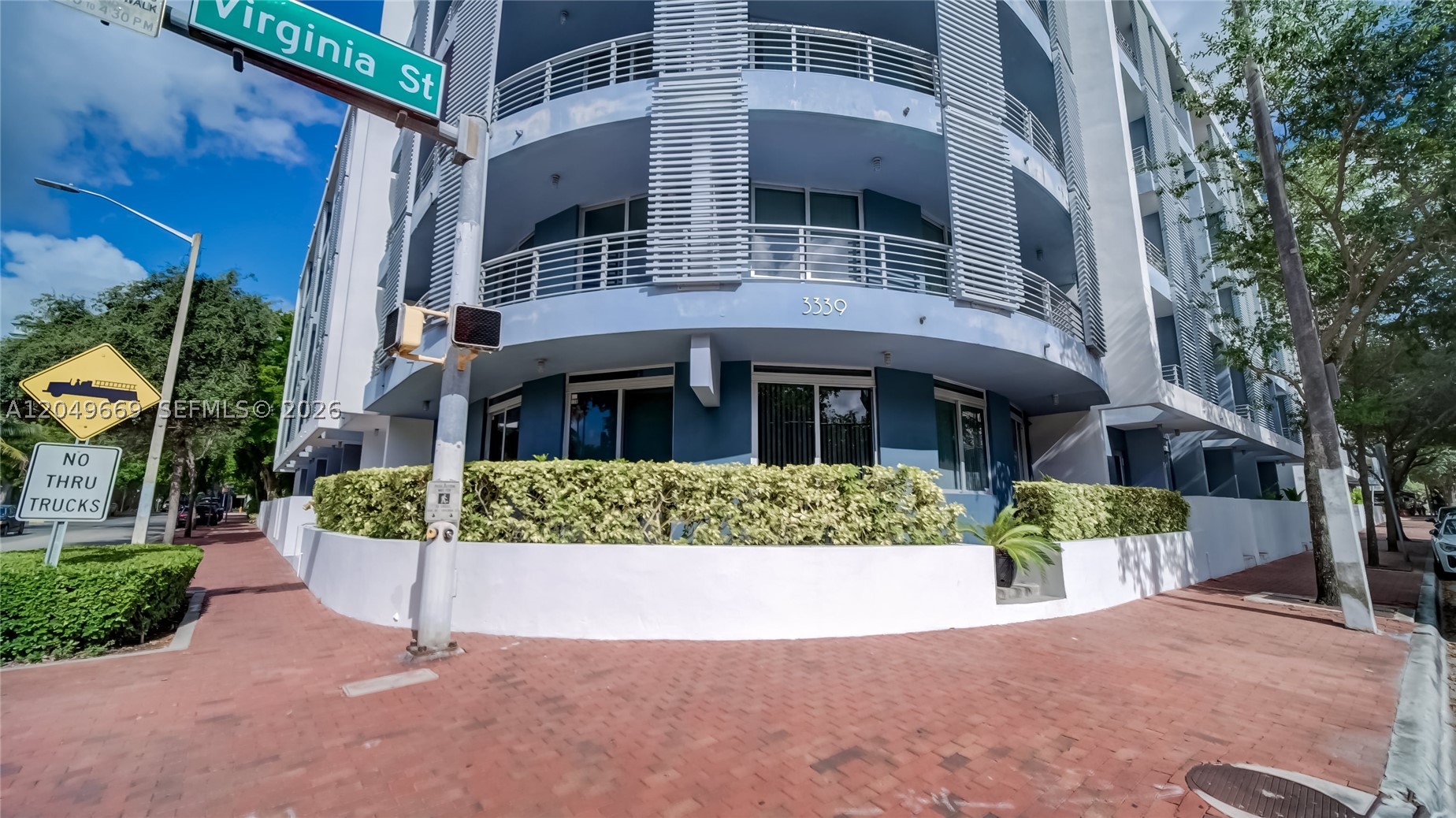 LOFTS AT MAYFAIR CONDO - Residential Lease