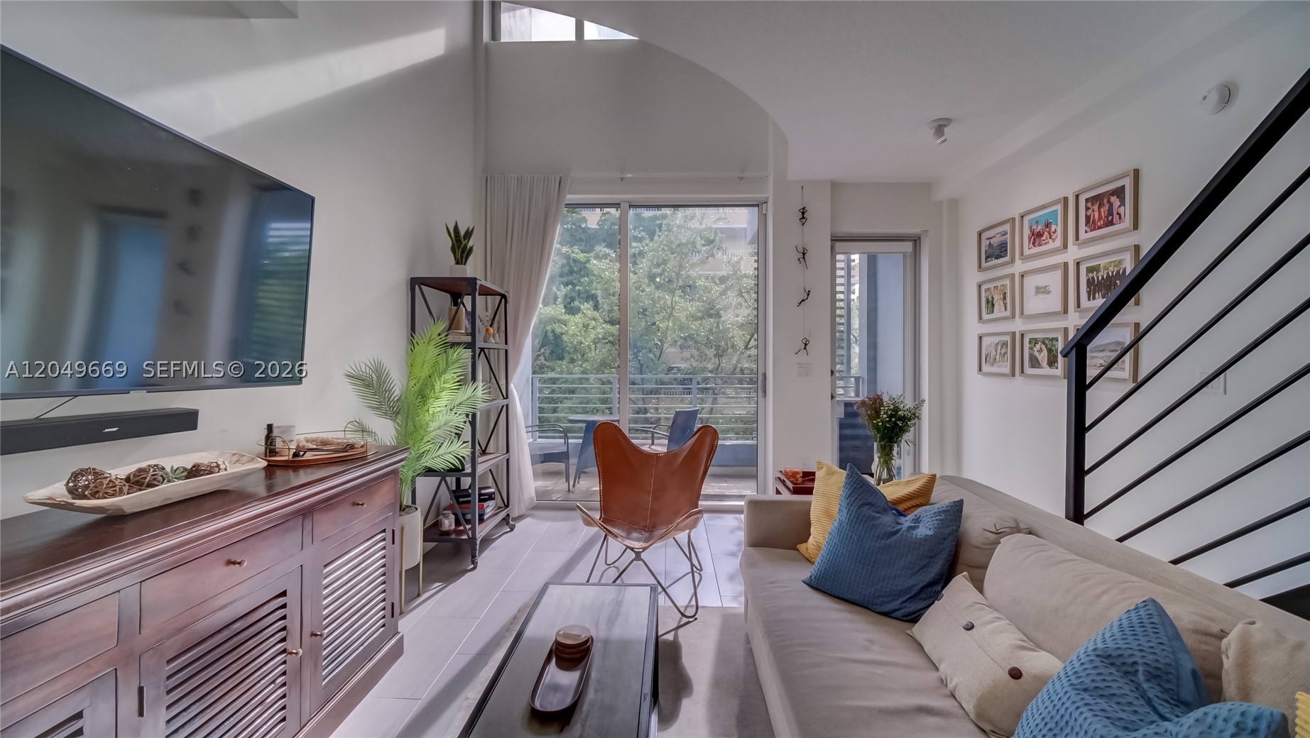 LOFTS AT MAYFAIR CONDO - Residential Lease