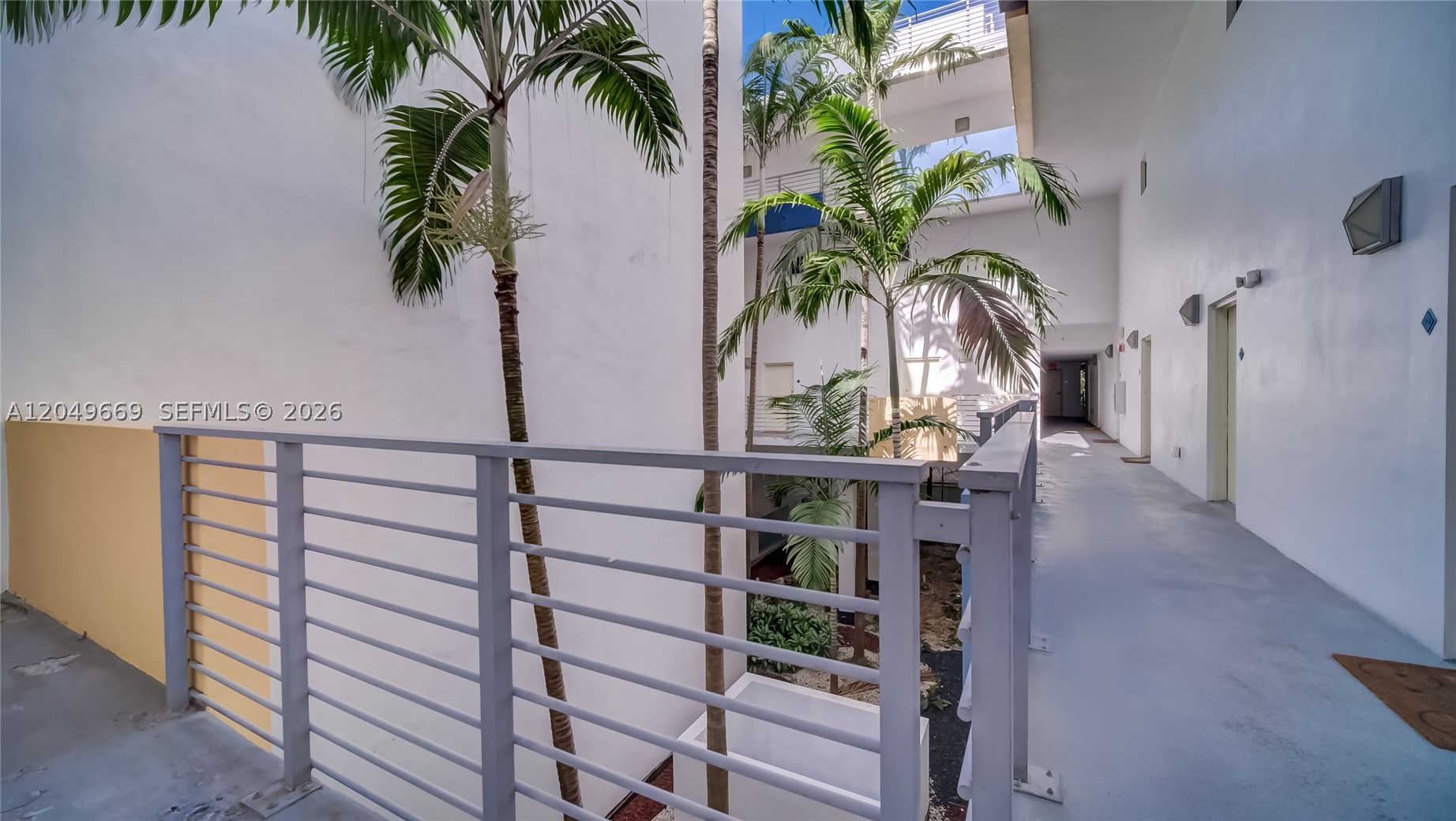 LOFTS AT MAYFAIR CONDO - Residential Lease