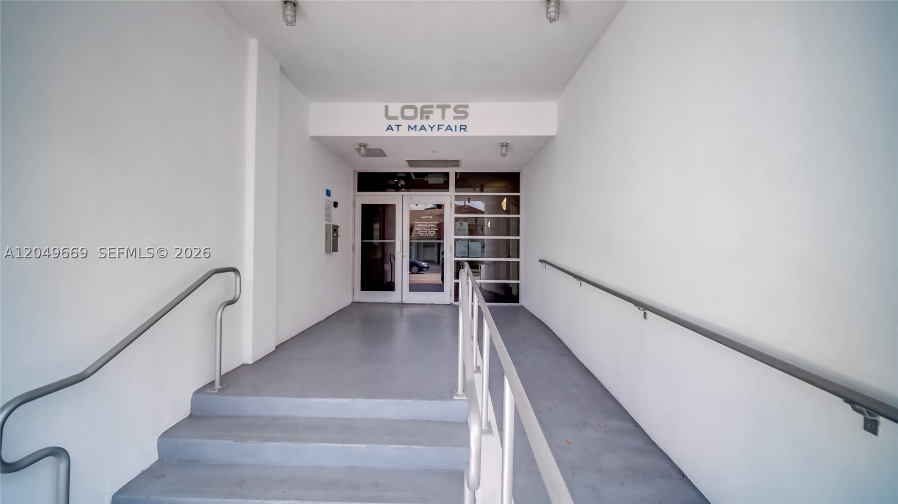LOFTS AT MAYFAIR CONDO - Residential Lease